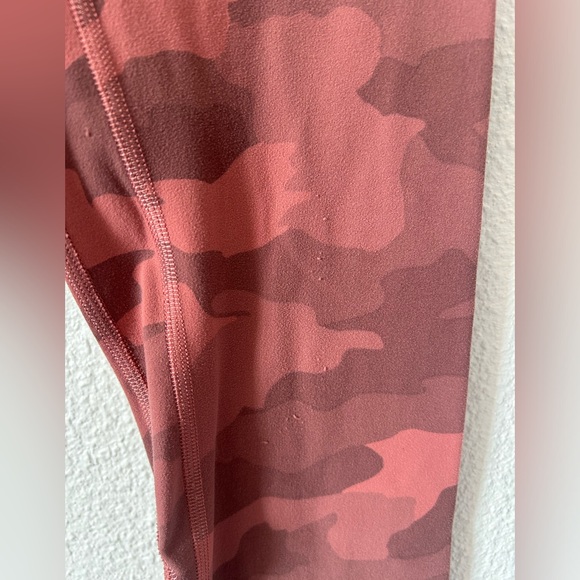 Lululemon Align Crop *21"
Heritage 365 Camo Brier Rose Multi Sz 2 - Picture 3 of 11